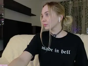 Chaturbate Free Porn Cam of xxxhoneyxx