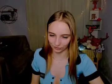 Chaturbate Live Sex Cam of adelina_riley