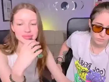 Chaturbate Live Sex Cam of daisy_baby_