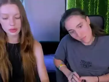 Chaturbate Live Sex Cam of daisy_baby_