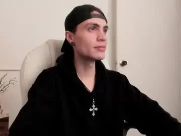 Chaturbate Live Sex Cam of dark_sun333