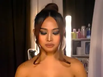 Chaturbate Live Sex Cam of elliecummers