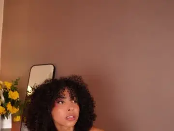 Chaturbate Live Sex Cam of oshun_25