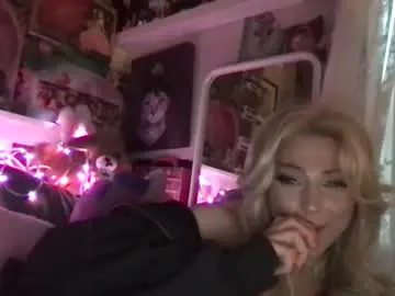 Chaturbate Adult Video Chat of pr1ncesswand