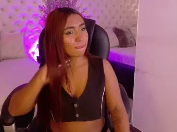 Chaturbate Best live sex cam show of emyliluxe