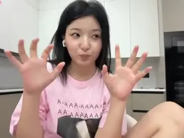 Chaturbate Live Sex of minnie_joy_