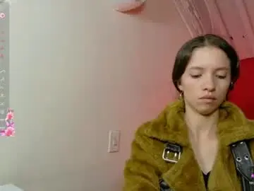 Chaturbate Free Porn Cam of sweetdam12