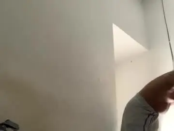 Chaturbate Live Sex Cam of luisa_summer2