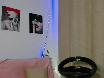 Chaturbate Live Sex Cam of rebeca_marchetti