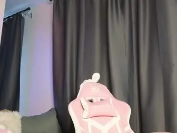 Chaturbate Live Sex Cam of _eva_queen