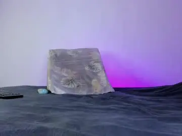 Chaturbate Live Porn of giant_goddes