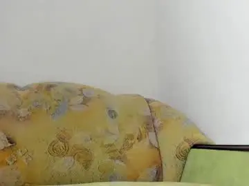 Chaturbate Live Sex Cam of sweet_lil_thing
