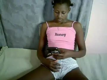 Chaturbate Watch Live Sex Cams of therry_heart