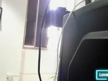 Chaturbate Live Sex Cam of aaronhunter__