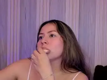Chaturbate Live Porn of adara_sweett