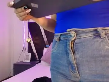 Chaturbate Free Live Porn of alehia_cute