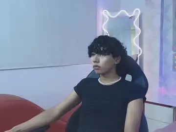 Chaturbate Free Live Porn of bunny_tay1