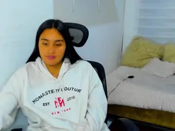 Chaturbate Private Sex Chat of caroline_rodriguez_9