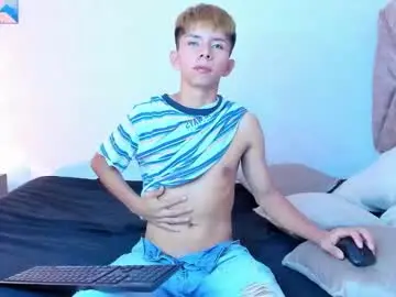 Chaturbate Live Porn of hyunjin_sun