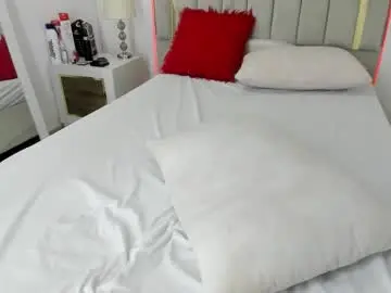 Chaturbate Nude Webcam of julian_xp