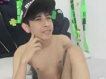 Chaturbate Nude Webcam of julian_xp