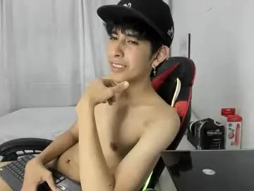 Chaturbate Live Sex Cam of julian_xp