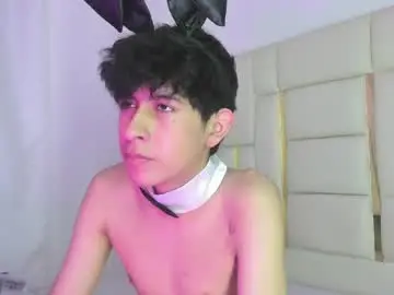 Chaturbate Best live sex cam show of julian_xp