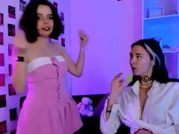 Chaturbate Watch Live Sex Cams of lia_dream_