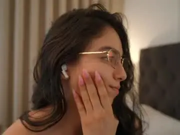 Chaturbate Live Sex Cam of naughtysammx