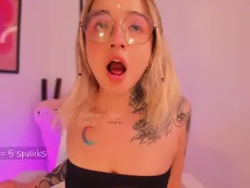Chaturbate Free Live Porn of _tammarra_