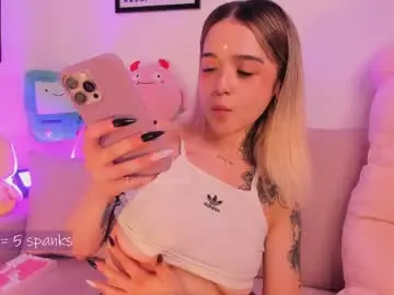 Chaturbate Adult Video Chat of _tammarra_