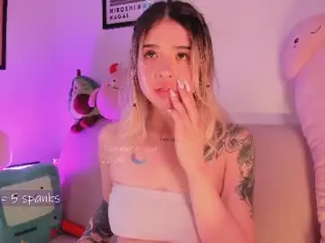 Chaturbate Live Sex Cam of _tammarra_