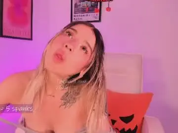 Chaturbate Adult Video Chat of _tammarra_
