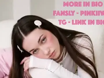 Chaturbate Live Sex of avelineee
