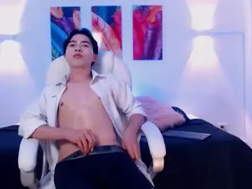 Chaturbate Live Sex of ilyaromanov