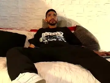Chaturbate Watch Live Sex Cams of kratoswolf