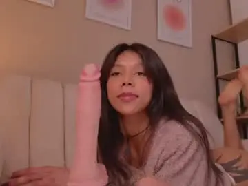Chaturbate Live Sex Cam of lucy__loud