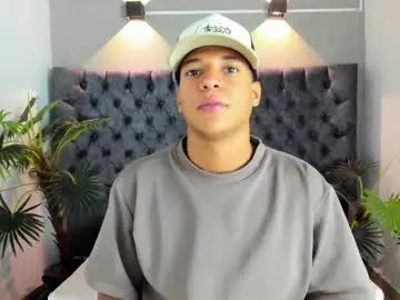 Chaturbate Adult Webcam of mathy_robert