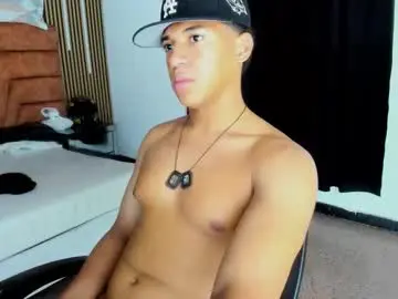 Chaturbate Live Porn of mathy_robert