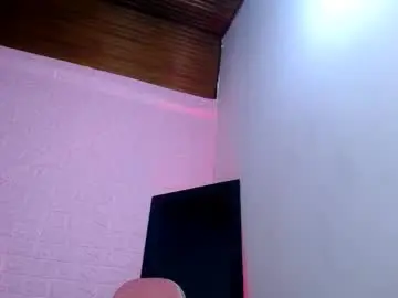 Chaturbate Live Sex Cam of chloe1126_