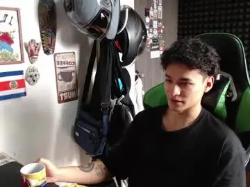 Chaturbate Watch Live Sex Cams of gymbro42