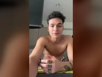 Chaturbate Live Sex Cam of gymbro42