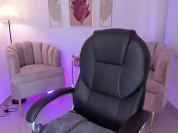 Chaturbate Free Live Porn of layla_breezee_