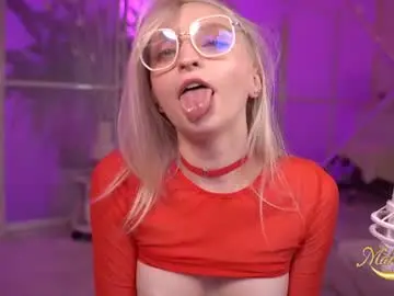 Chaturbate Nude Webcam of marylunamay