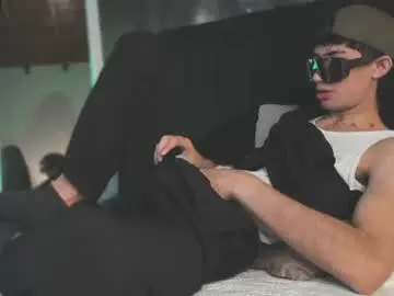 Chaturbate Live Sex Cam of novawheeler