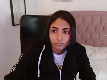 Chaturbate Live Sex Cam of shaneelle