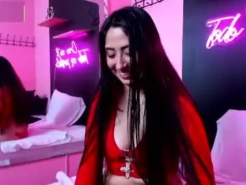 Chaturbate Watch Live Sex Cams of juliethcruz