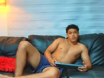 Chaturbate Free Porn Cam of oliver_evans_19