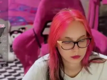 Chaturbate Free Porn Cam of pineapple_dope