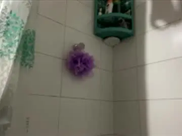 Chaturbate Nude Webcam of pretty_emii